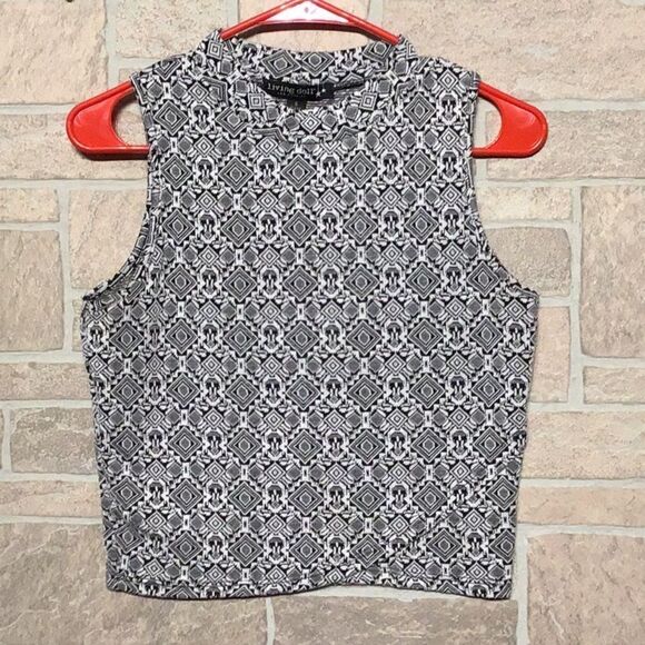 Living Doll -Sz S - timeless sleeveless wrap optic - Picture 2 of 6